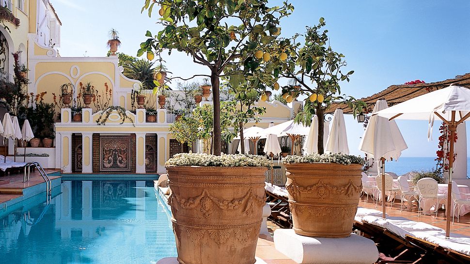 TOP ROMANTIC HOLIDAY DESTINATIONS