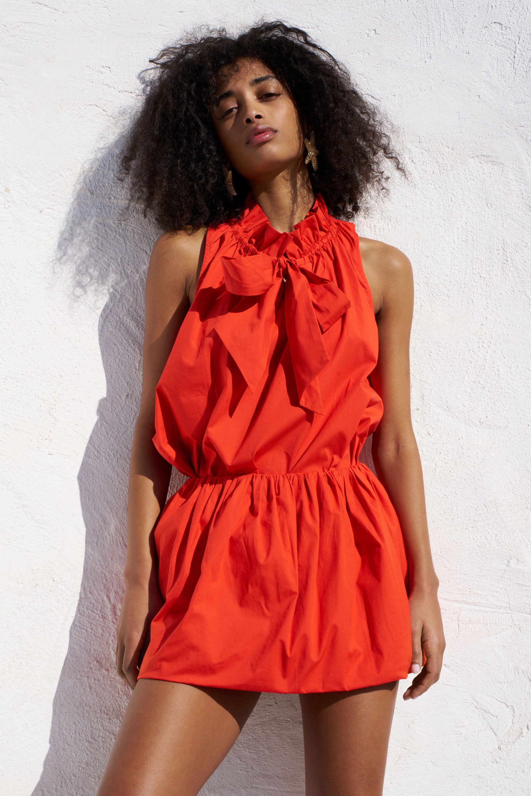 ADDY SLEEVELESS TIE BLOUSE